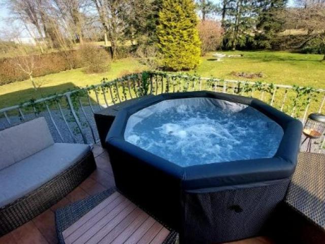 Maison entièrement rénovée, disponible à la location à Paliseul